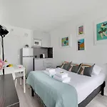 Bright Studio With Balcony - 2P- Eiffel Tower View